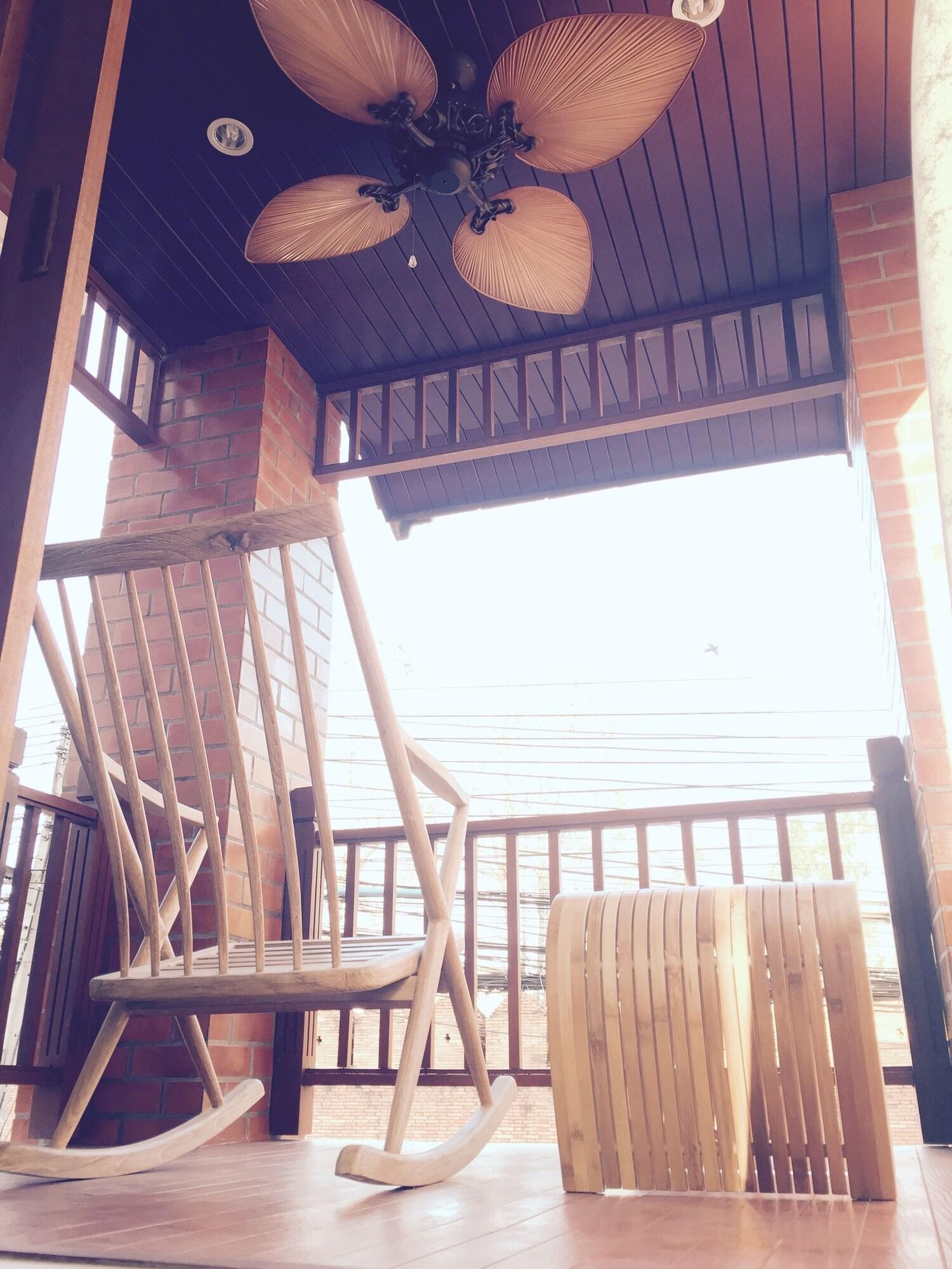 Joyful Thai Boutique Hotel Chiang Mai Exterior foto